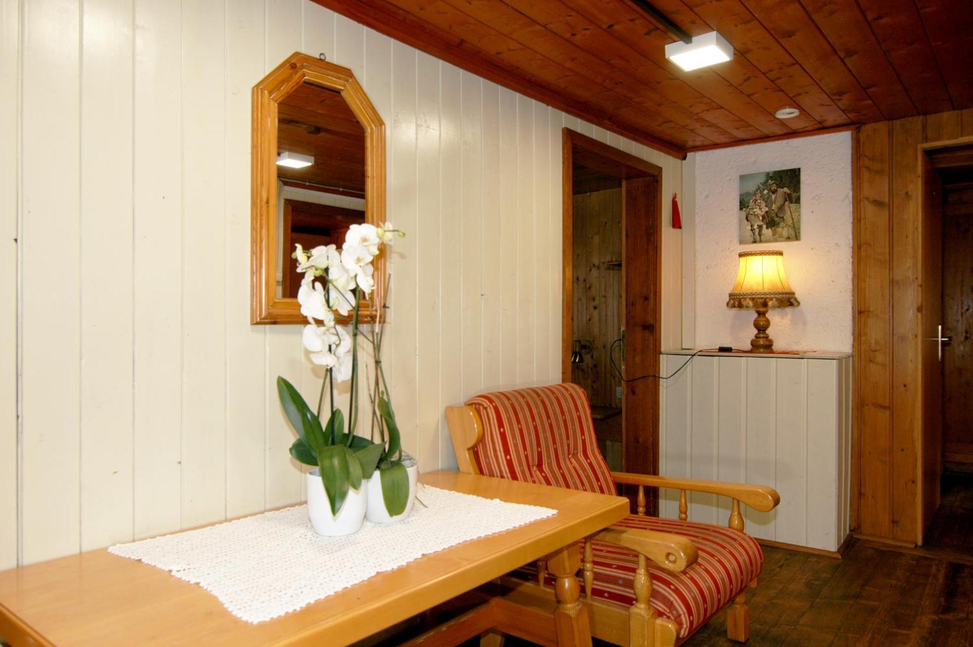 Walmendinger Haus Apartman Hirschegg  Szoba fotó